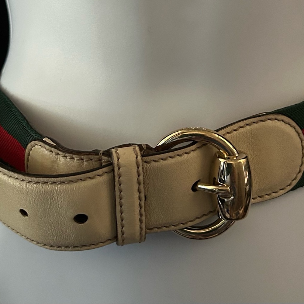 Gucci Leather Belt with Gucci dust bag - Picture 5 of 13